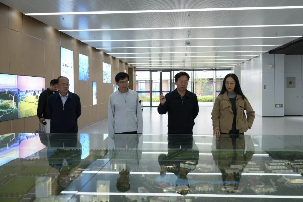 校园新闻 | 党委书记张山带队赴曲靖健康医学院、云南能源职业技术学院调研学习